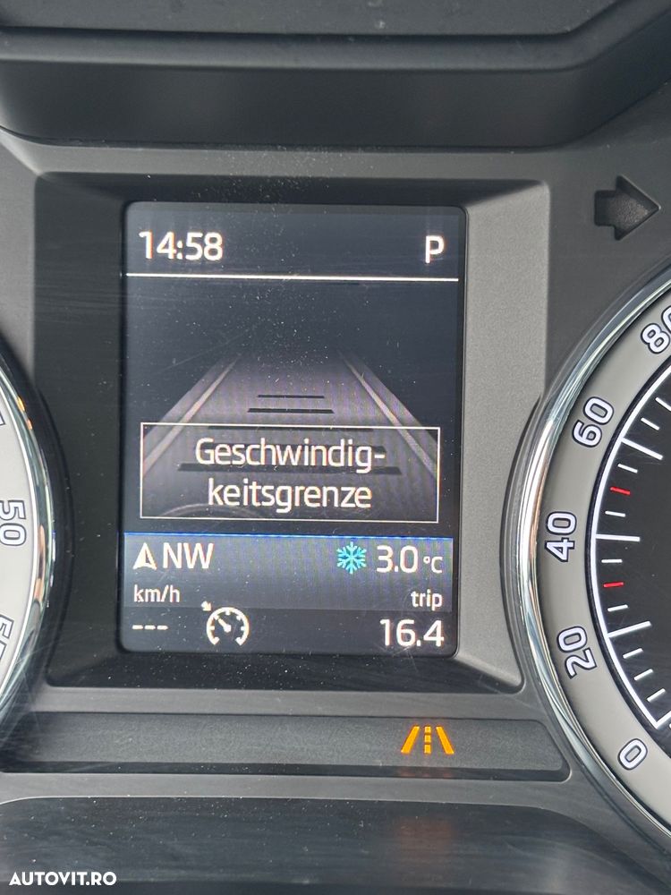 Skoda Octavia 2.0 TDI STYLE DSG - 19