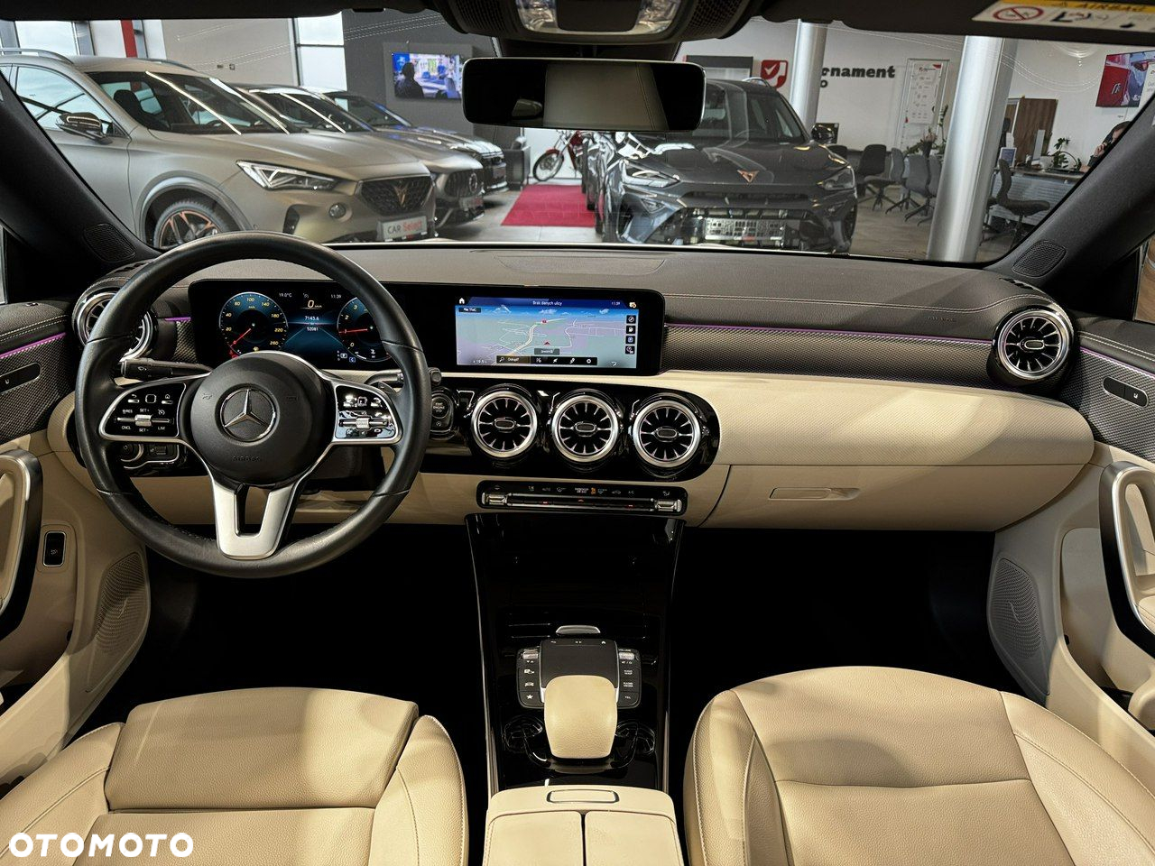 Mercedes-Benz CLA - 17