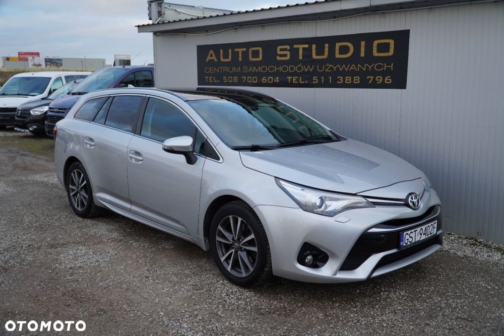 Toyota Avensis - 37