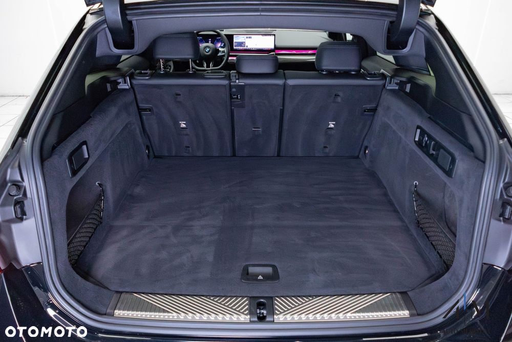 BMW Seria 5 - 29