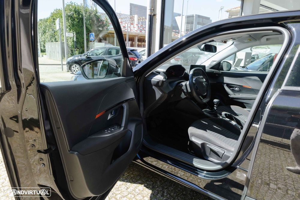 Peugeot 2008 1.2 PureTech Active - 9