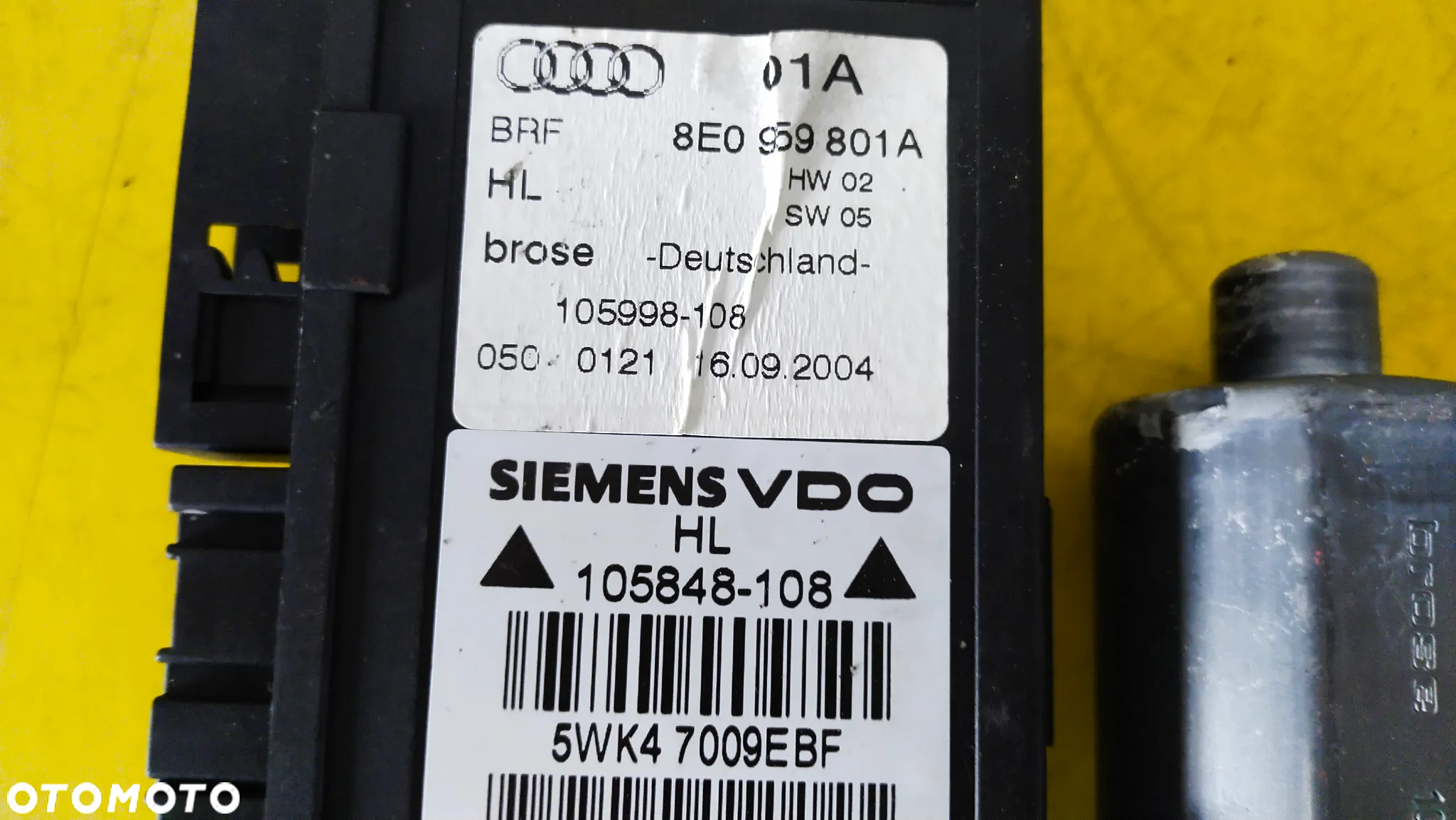 AUDI A4 B6 B7 SILNICZEK SZYBY  8E0959801A - 2
