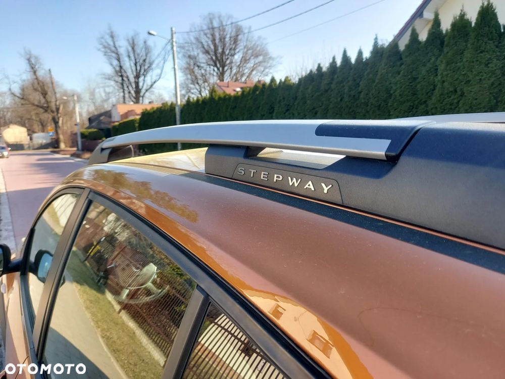 Dacia Sandero Stepway 1.0 TCe SL Celebration S&S - 9