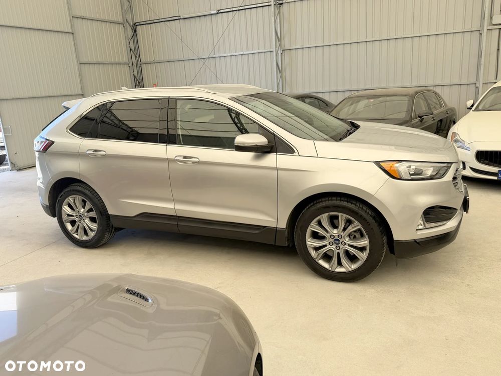 Ford Edge - 1