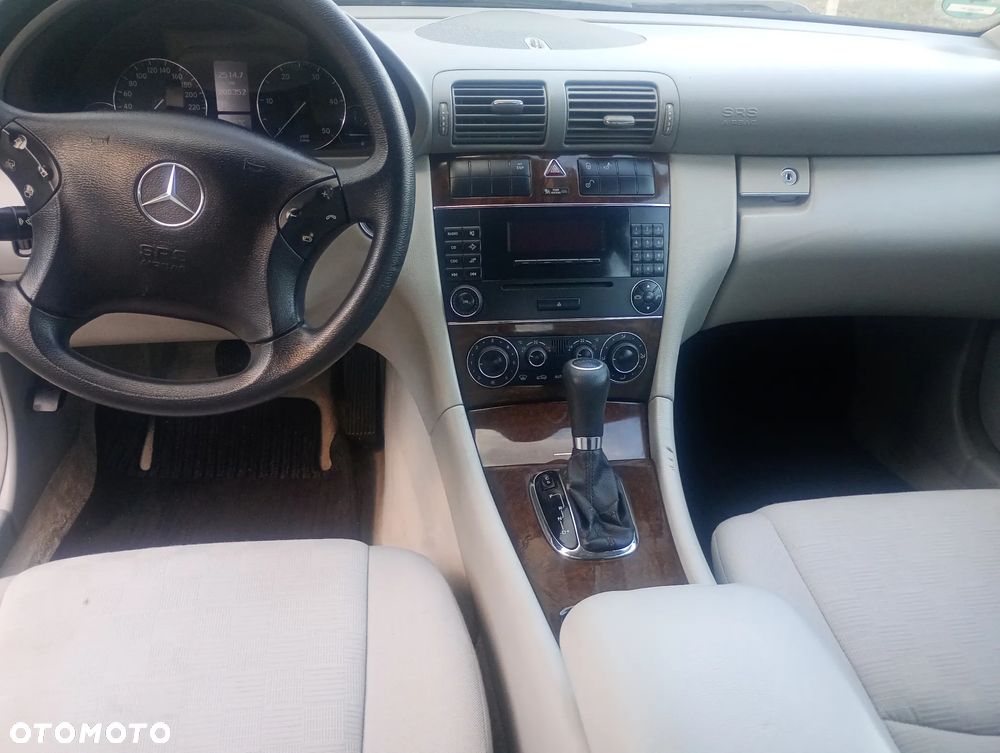 Mercedes-Benz Klasa C - 8