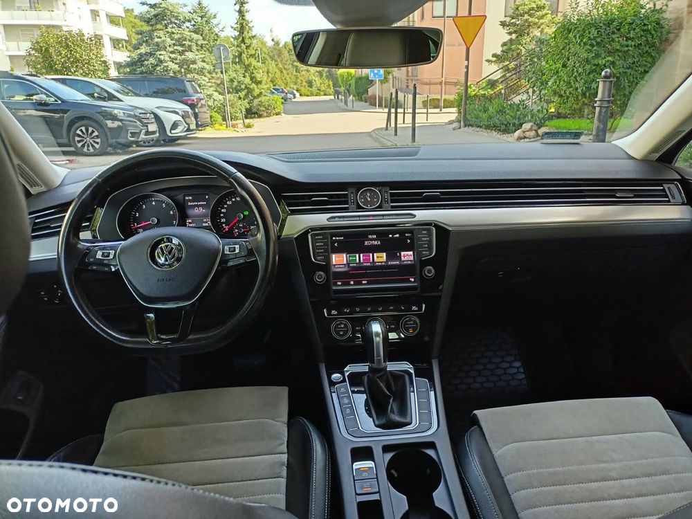 Volkswagen Passat - 6