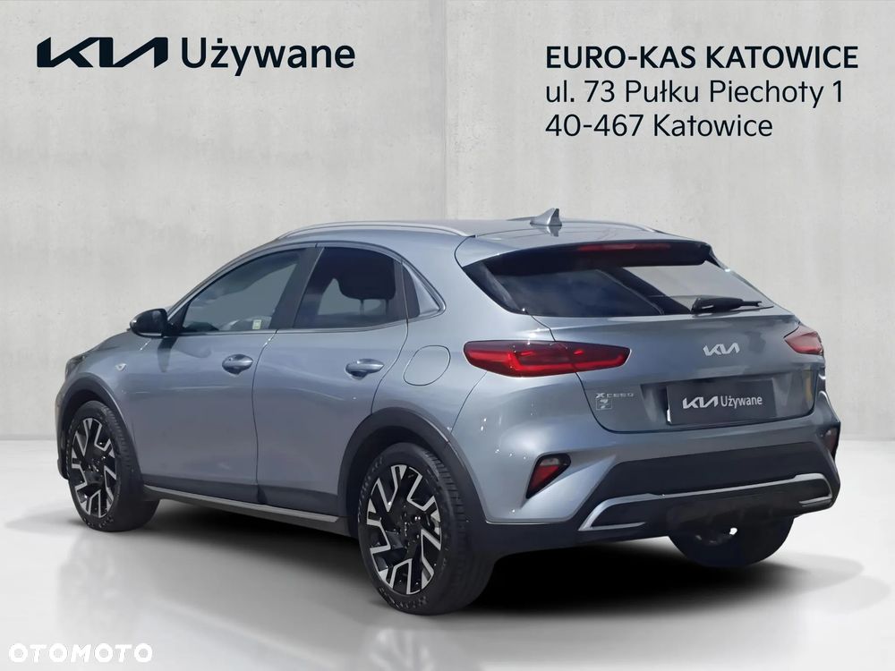 Kia XCeed 1.5 T-GDI M - 4