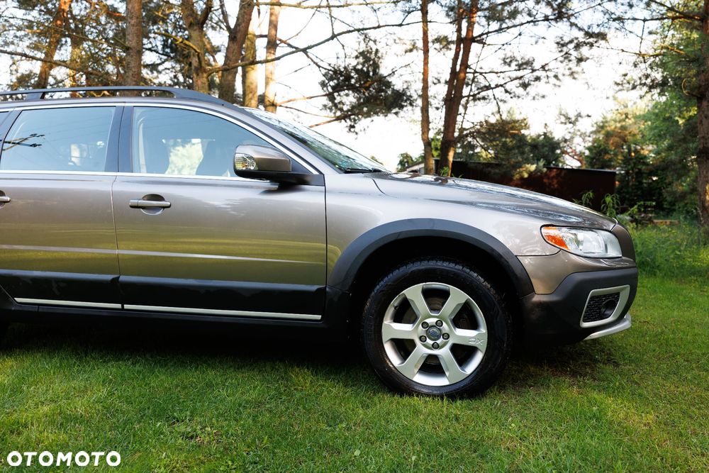 Volvo XC 70 2.4D AWD Momentum - 13