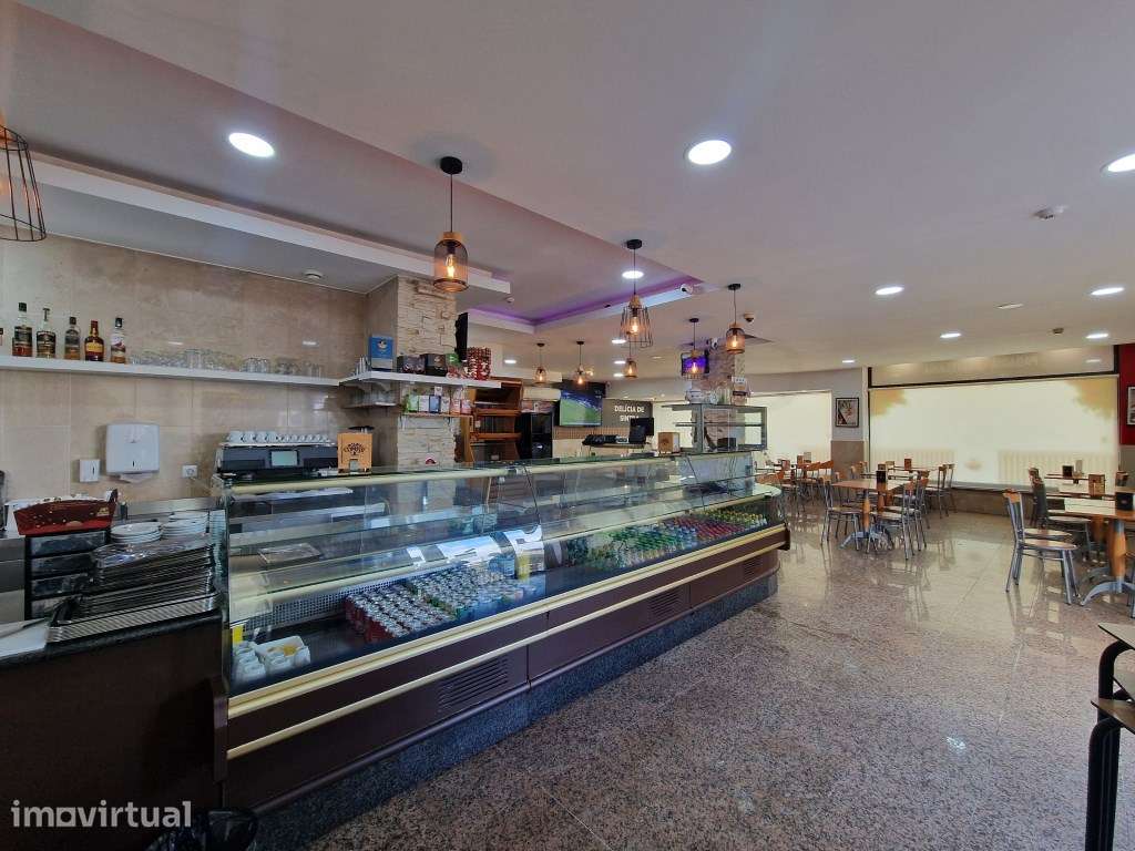 Trespasse de Pastelaria-Snack-Bar-Restaurante, Mem-Martins - Grande imagem: 2/18