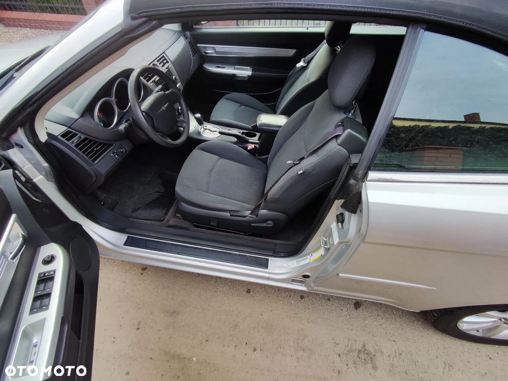 Chrysler Sebring 2.7 V6 Limited - 27