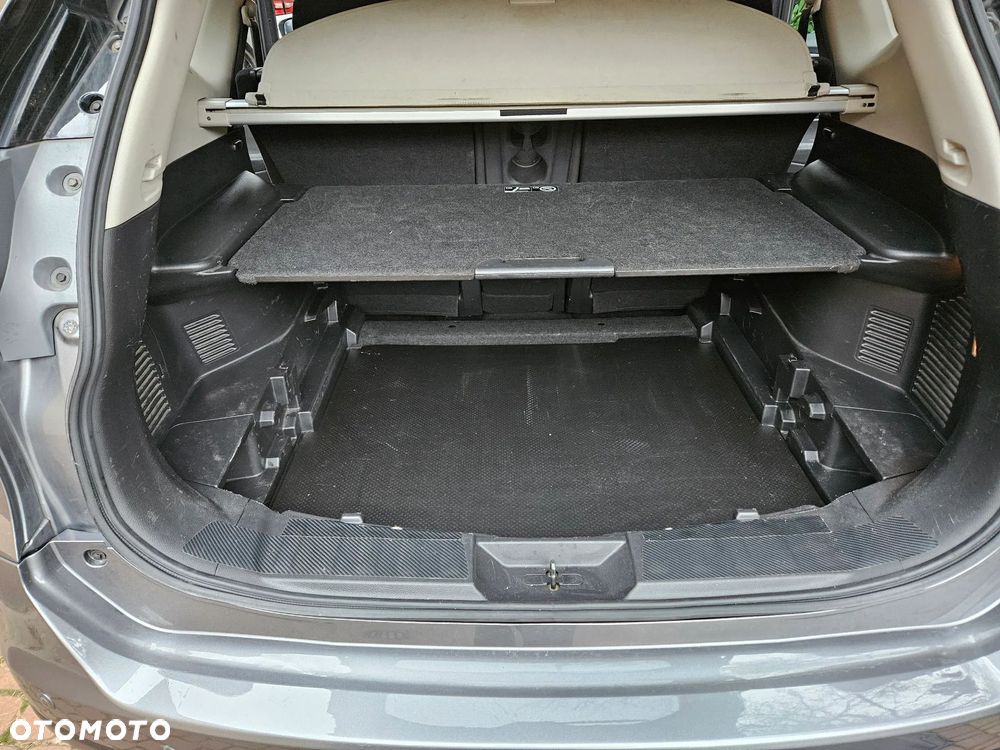 Nissan X-Trail 1.6 DCi Tekna 2WD EU6 - 25