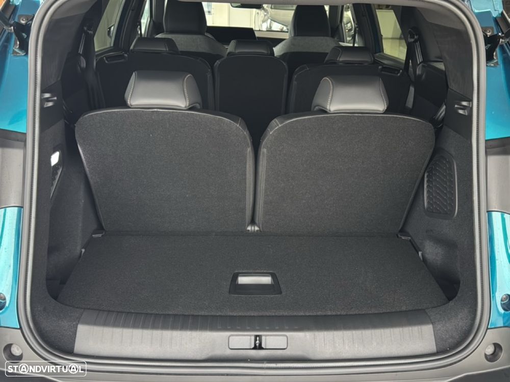 Peugeot 5008 1.6 Plug-in Hybrid Allure e-DCS7 - 6