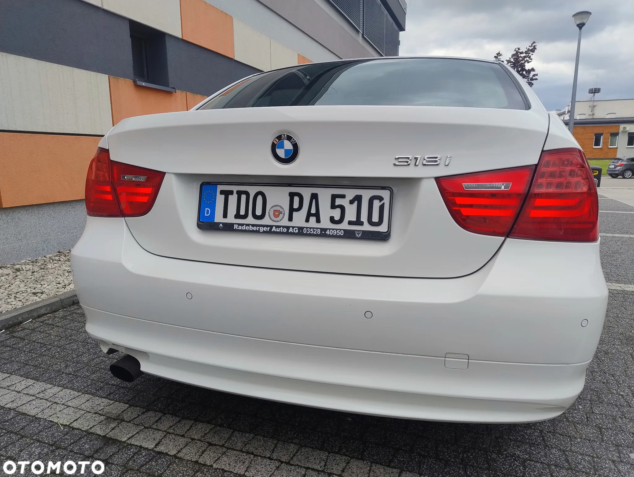 BMW Seria 3 318i - 32