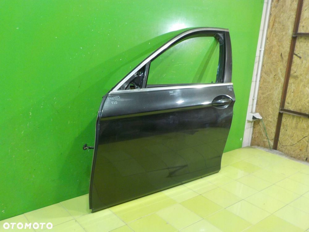 BMW 5 F10 2.0 D 11r SEDAN 4D drzwi lewe przod - 2