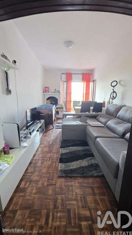 Apartamento T2 em Gaio-Rosário e Sarilhos Pequenos - Grande imagem: 2/11