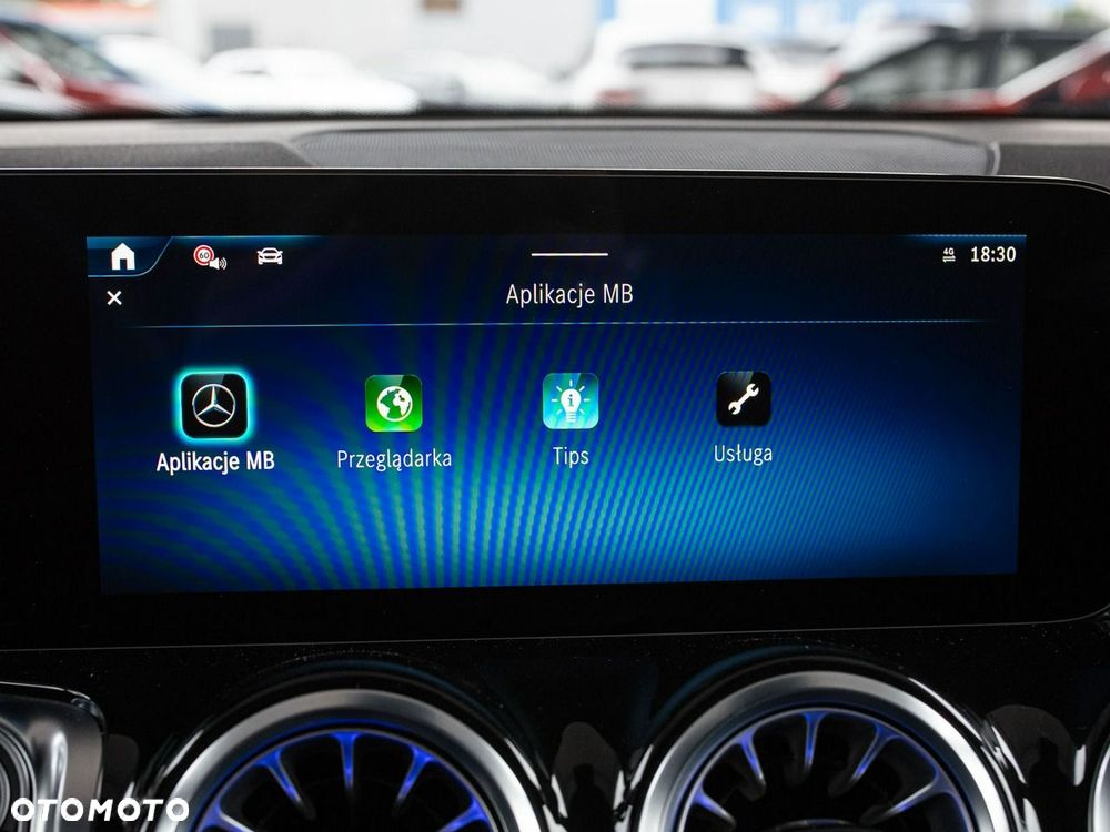 Mercedes-Benz GLB - 18