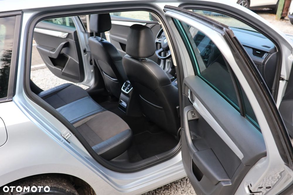 Skoda Octavia 1.4 TSI Ambition - 11