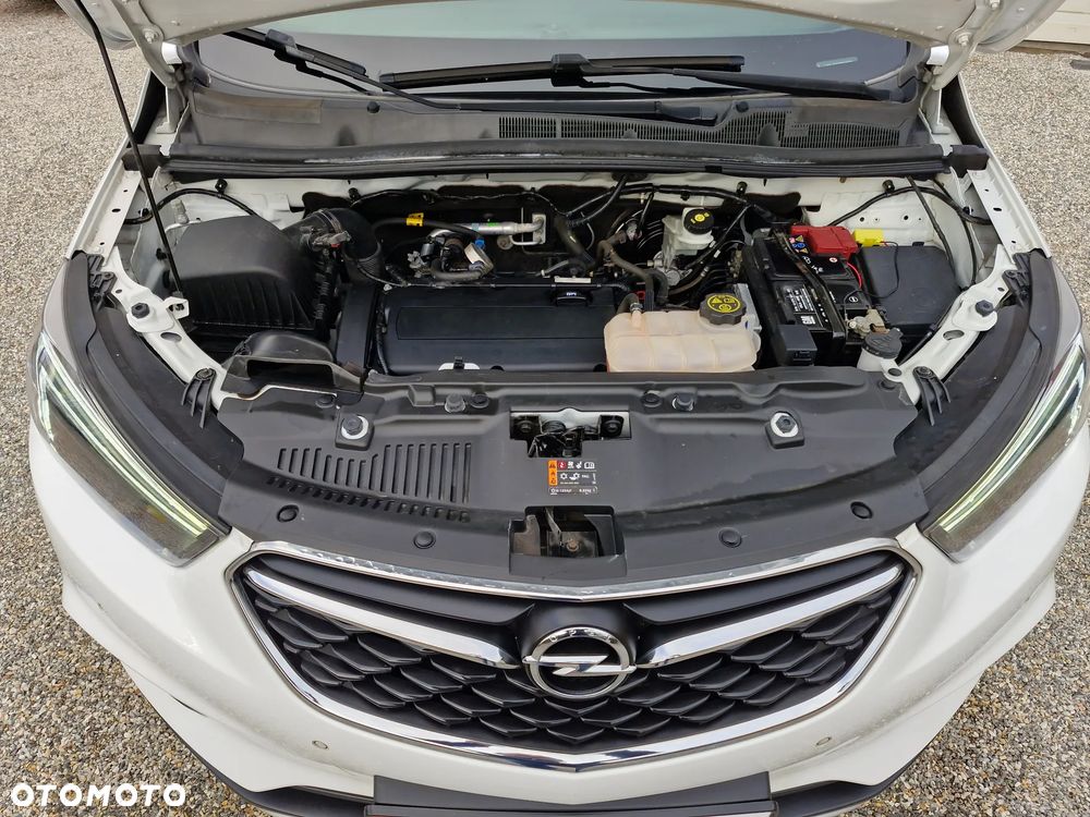 Opel Mokka X 1.6 Essentia S&S - 27