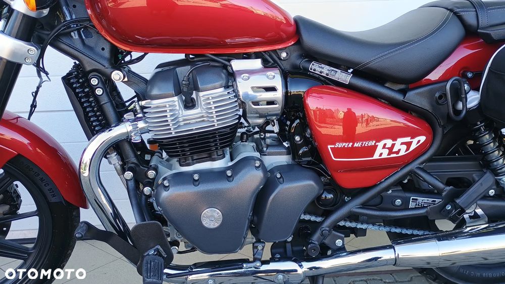 Royal Enfield Super Meteor - 7