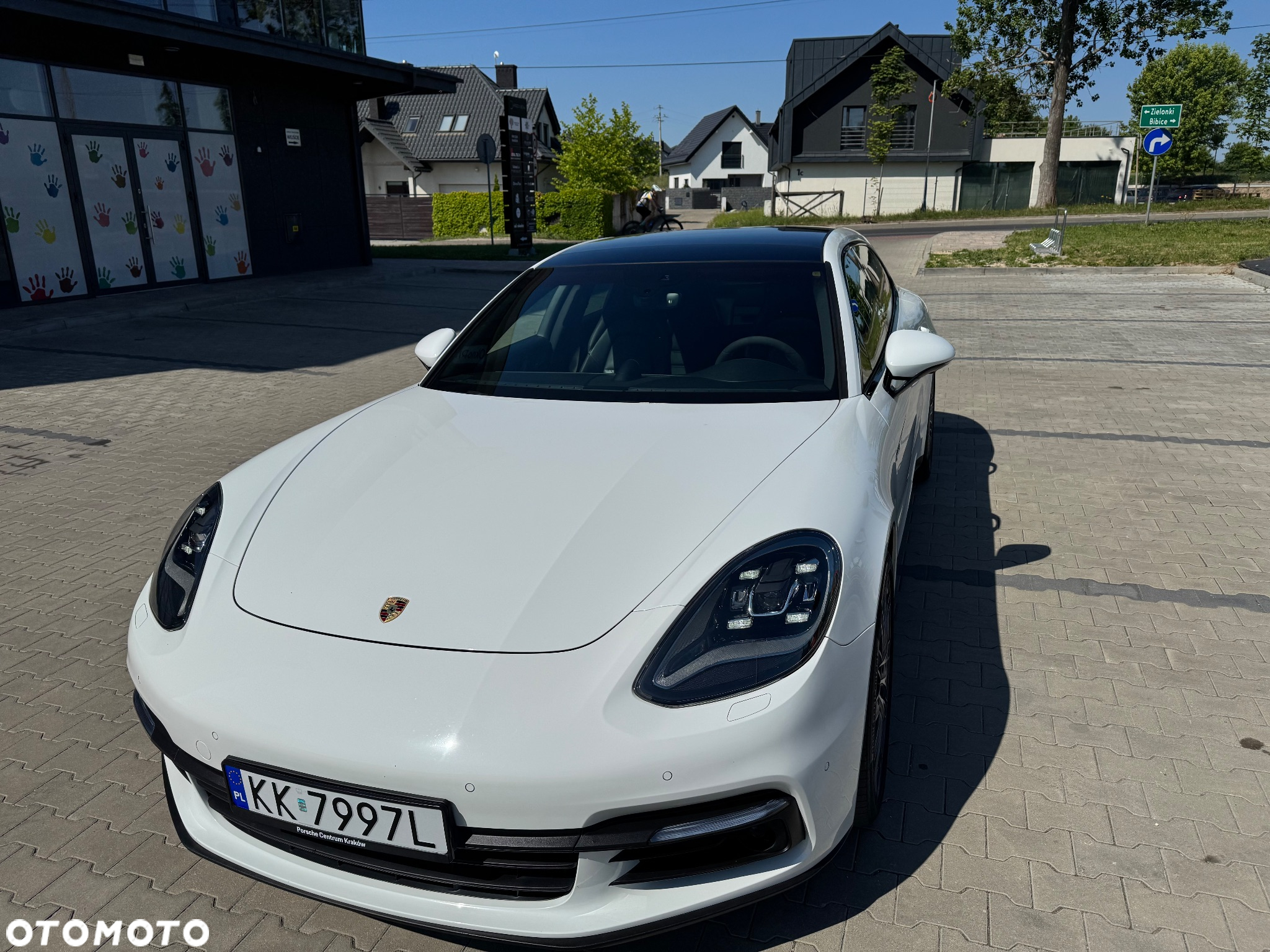 Porsche Panamera 4 E-Hybrid Sport Turismo - 4
