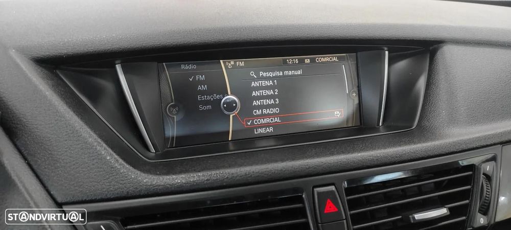 BMW X1 18 d sDrive Line Sport - 37