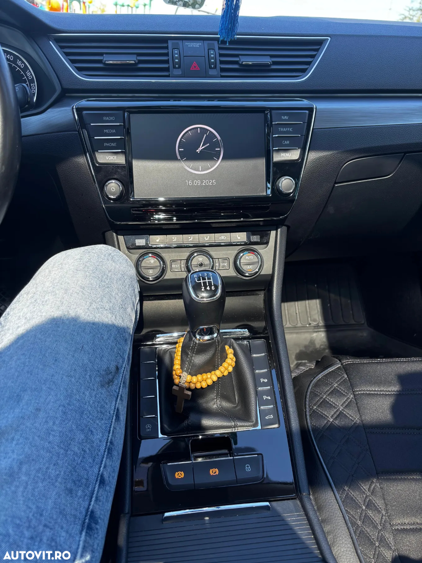 Skoda Superb 2.0 TDI Style - 13