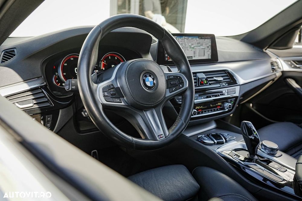 BMW Seria 5 520d xDrive Aut. M Sport Edition - 7