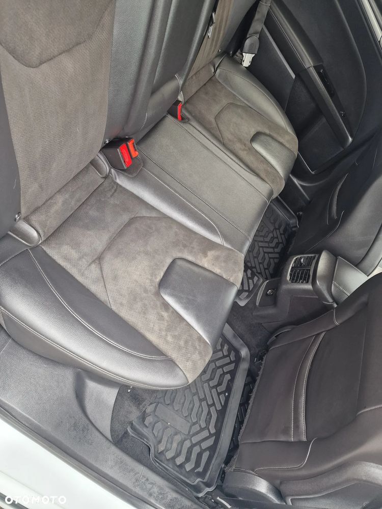 Ford Mondeo 2.0 TDCi STart-Stopp Titanium - 29