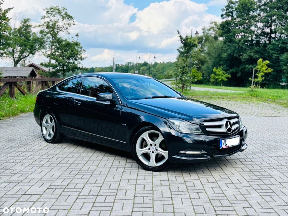 Mercedes-Benz Klasa C 220 CDI DPF Coupe (BlueEFFICIENCY) 7G-TRONIC - 1