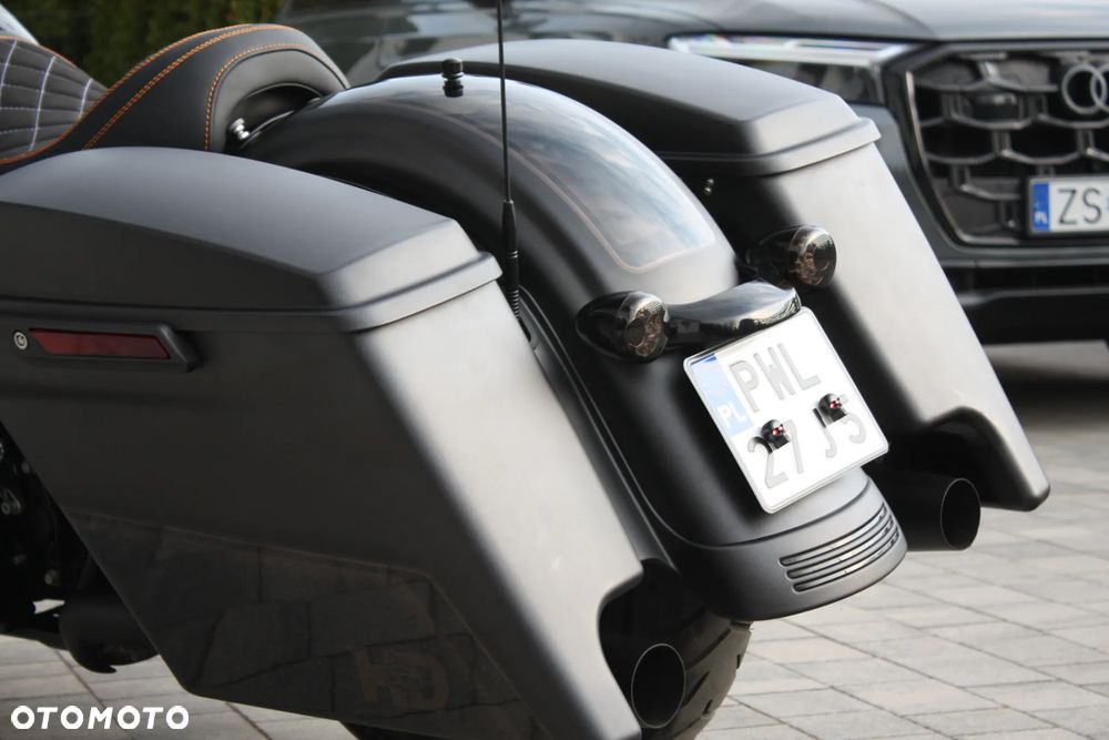 Harley-Davidson Touring Road Glide - 9