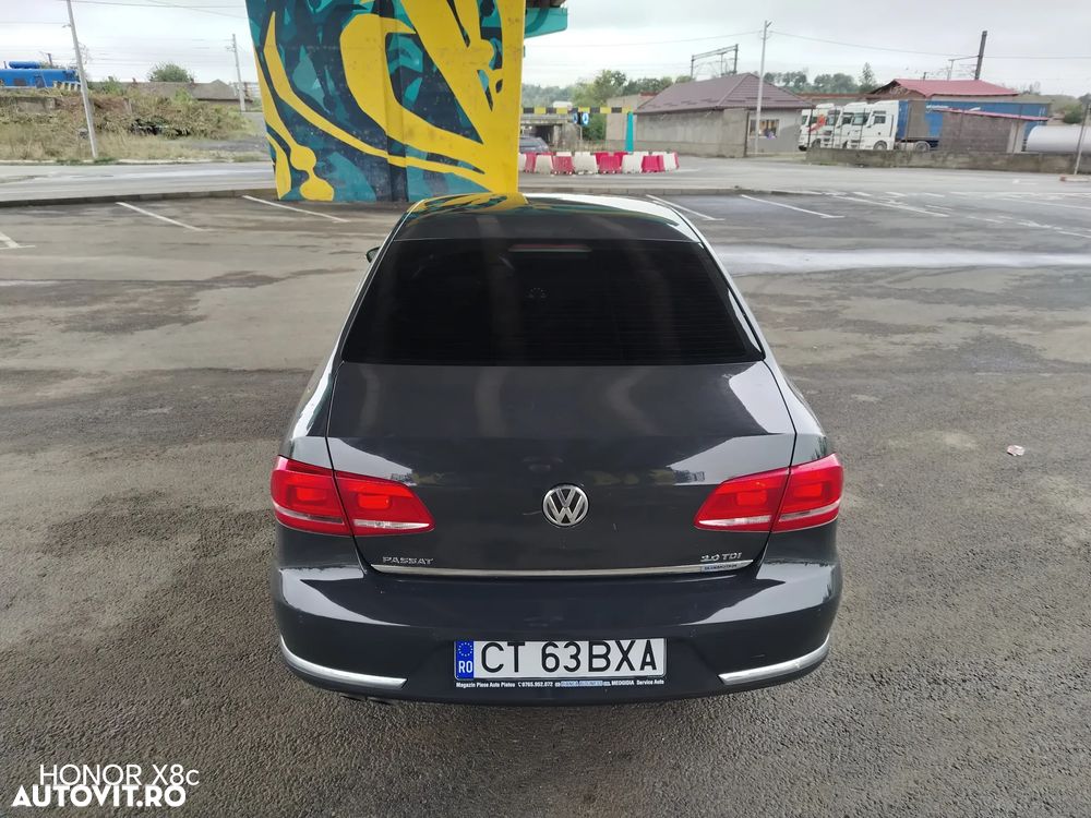 Volkswagen Passat 2.0 TDI Highline - 5