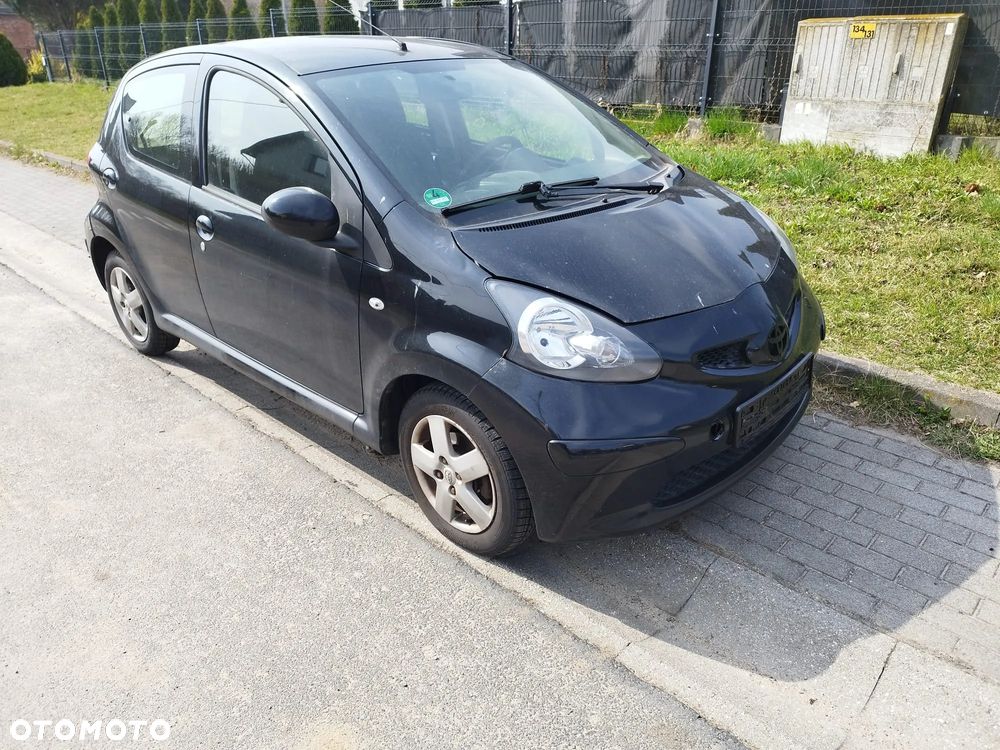 Toyota Aygo Cool - 1