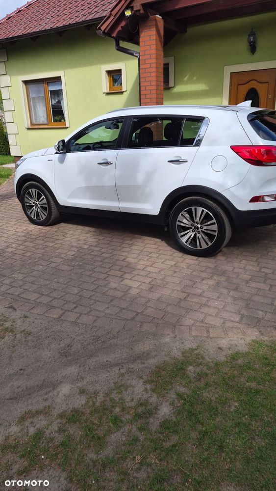 Kia Sportage 2.0 CRDI 184 AWD Platinum Edition - 3