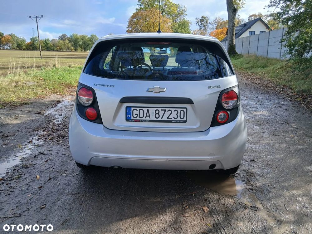 Chevrolet Aveo 1.2 LS - 12