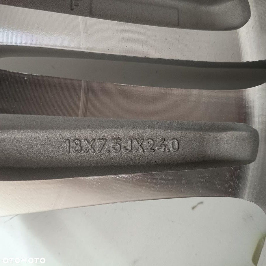 Alufelga 5x115 18 Chrysler 300C 300 C 1DP35TRMAA (F7622) - 4