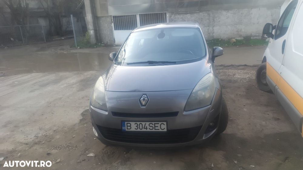 Renault Scenic - 3