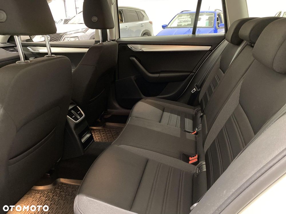 Skoda Octavia 1.6 TDI Ambition - 13