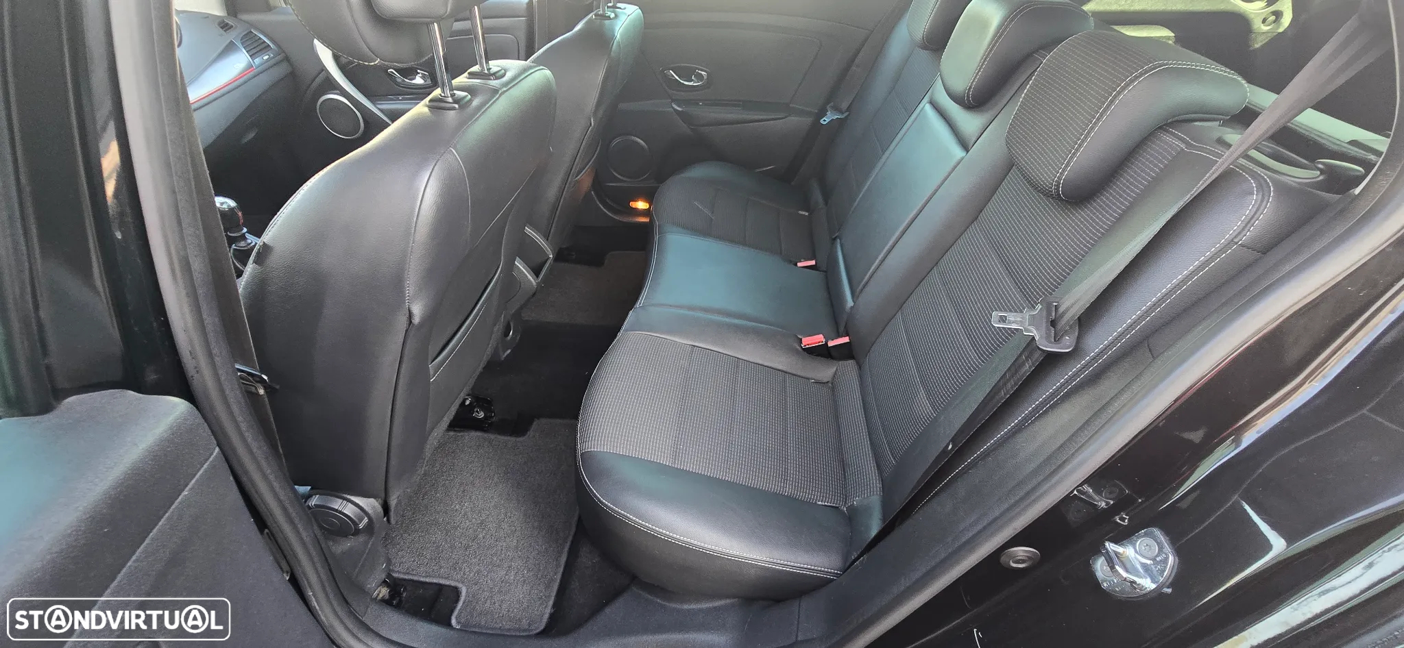 Renault Mégane Sport Tourer 1.5 dCi GT Line - 6