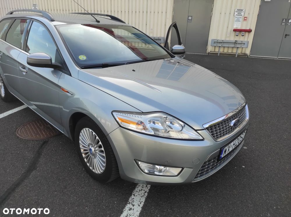 Ford Mondeo - 29