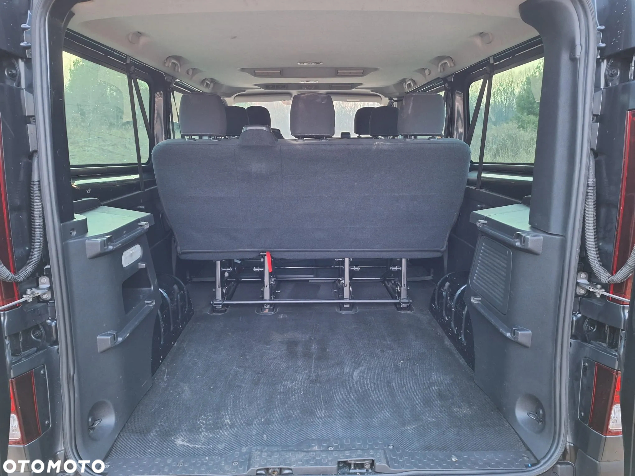 Renault Trafic - 15