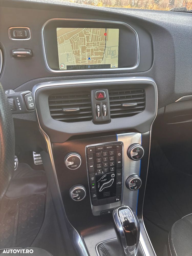 Volvo V40 D2 RDesign - 26