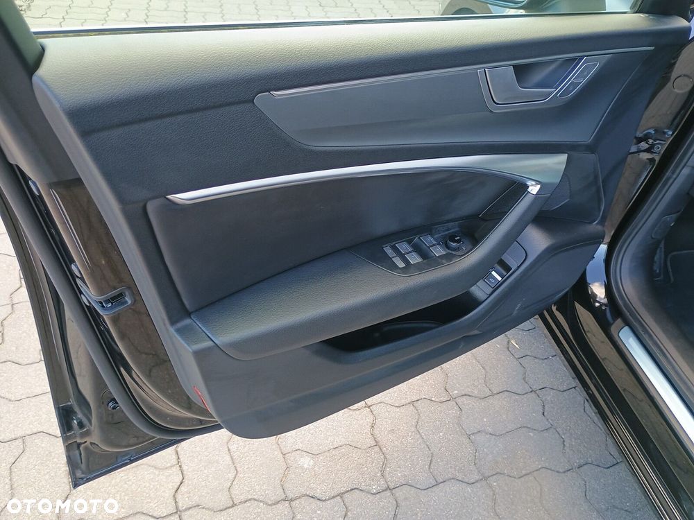 Audi A6 Avant - 20