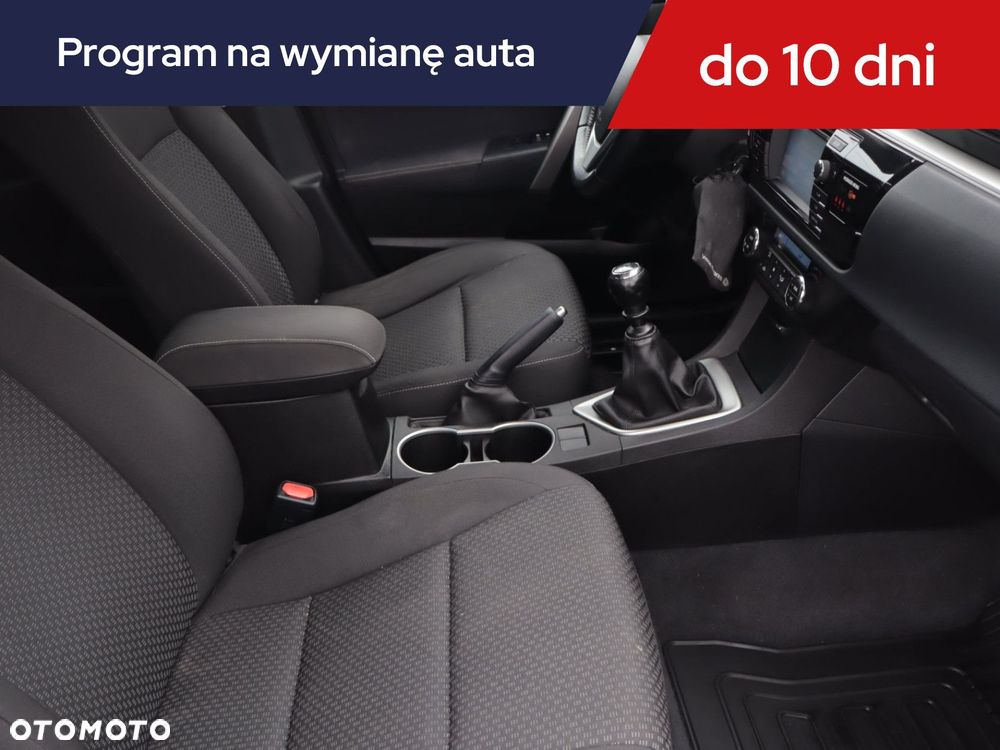 Toyota Corolla - 11