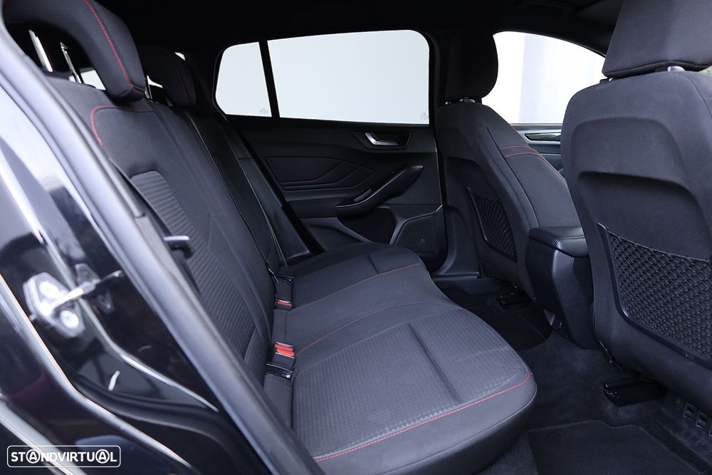 Ford Focus SW 1.0 EcoBoost MHEV ST-Line X - 49