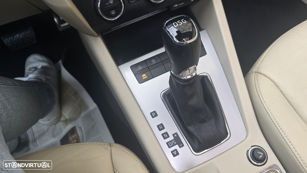 Skoda Octavia Break 1.6 TDi Elegance DSG - 35