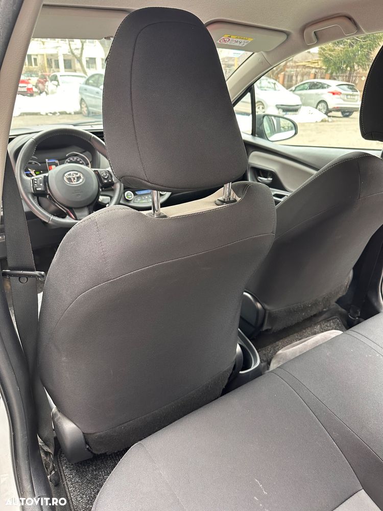 Toyota Yaris 1.5 VVT-i HSD Luna - 13