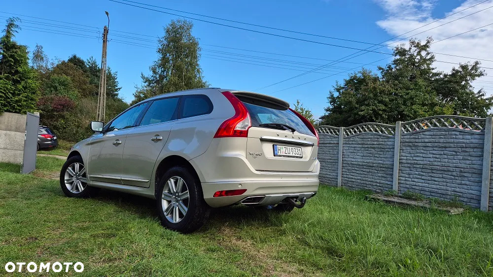 Volvo XC 60 D4 Drive-E Summum - 3