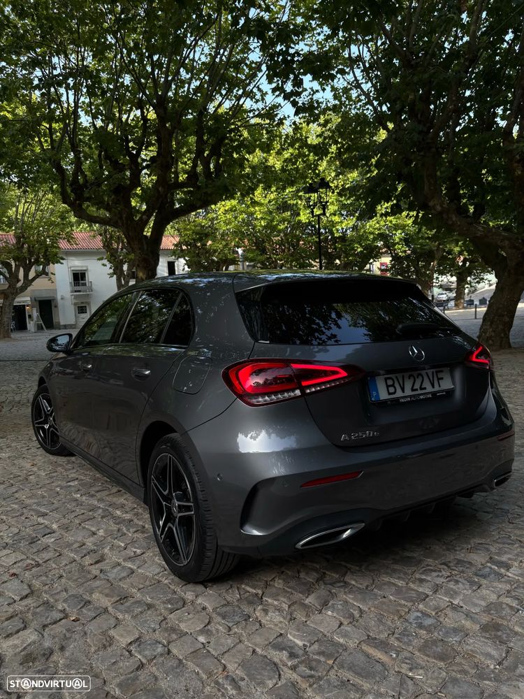 Mercedes-Benz A 250 e AMG Line - 24