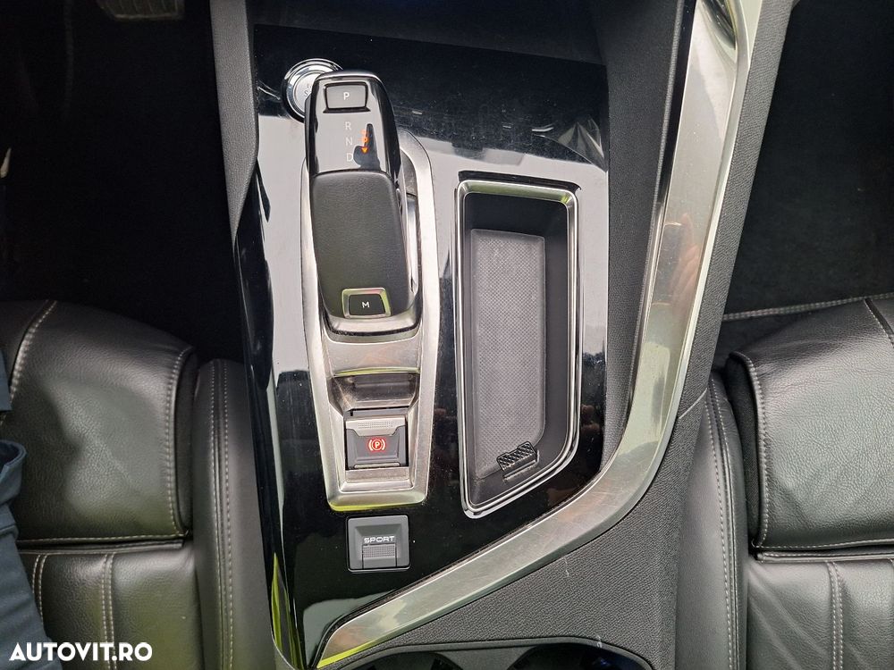 Peugeot 5008 BlueHDI 130 EAT8 Allure Pack - 10