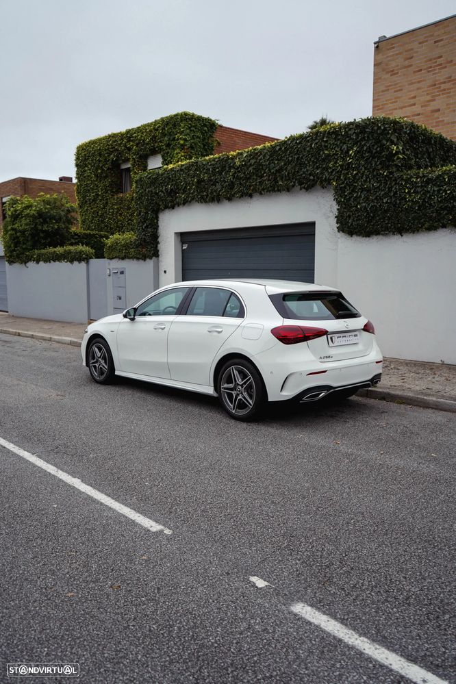 Mercedes-Benz A 250 e AMG Line